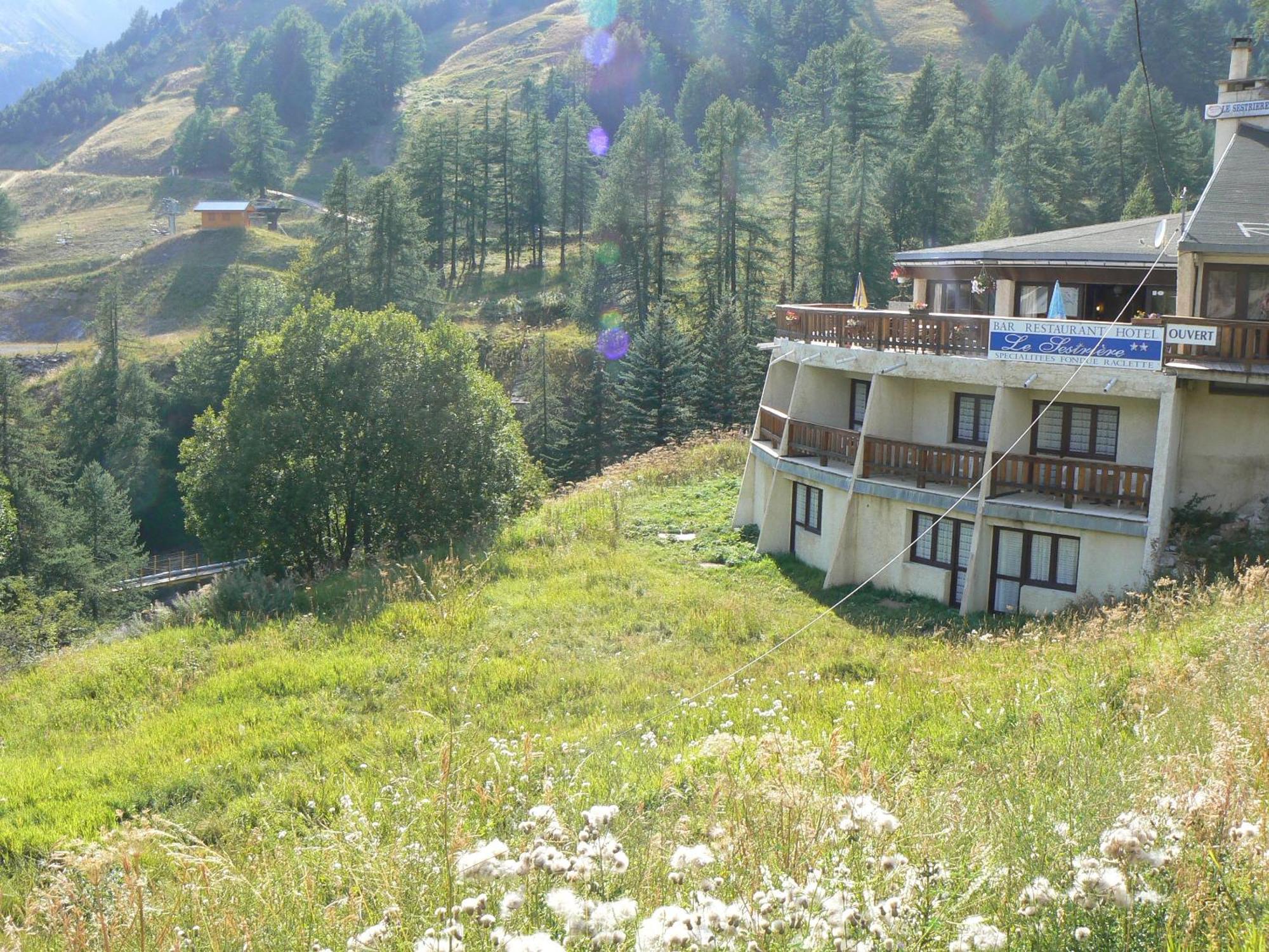Le Sestriere Hotel Allos Exterior photo